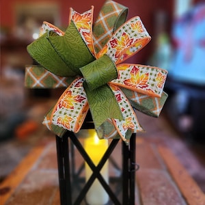 Autumn Harvest Lantern Bow: Fall Leaves & Plaid Wired Ribbon