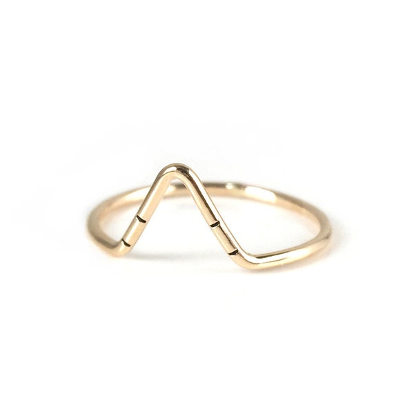 Handmade Peak Triangle Stacking Ring / 14k Gold Filled or Sterling Silver Minimalist Stackable Chevron Ring