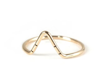 Handmade Peak Triangle Stacking Ring / 14k Gold Filled or Sterling Silver Minimalist Stackable Chevron Ring