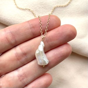 Baroque Pearl One-of-a-Kind Necklace / / Long Irregular Shaped Keshi Pearl on 14k Gold Filled Chain