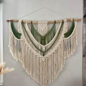wall macrame