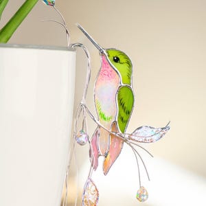 Atrapasueños de colibrí de vidrieras artesanales – Adorno para plantas, decoración de jardín