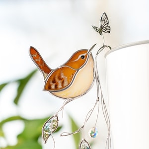 Carolina wren crystal suncatcher - Bird plant stakes - Gardening gift - Wren stained glass suncatcher - Garden stakes light catcher