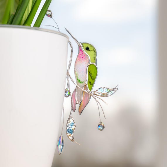 Plant stakes stained glass hummingbird suncatcher - Mothers day gift - House warming gift - Garden stakes crystal suncatcher - Birthday gift