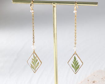 Real Fern Leaf Resin Earrings, Botanical Dangle Chain Earring, Nature-Inspired Jewelry, Handmade Plant Earrings, Forest Jewelry Gift for Her
