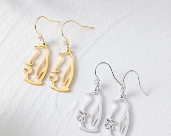 Pendientes de pingüino con inicial personalizada, pendientes de pingüino de plata esterlina, joyas para amantes de los animales, pendientes de animales del océano, regalo de cumpleaños para ella