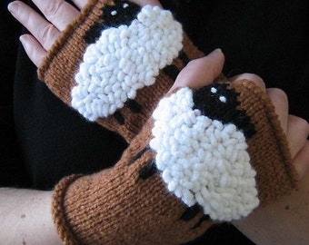 Knitting gloves