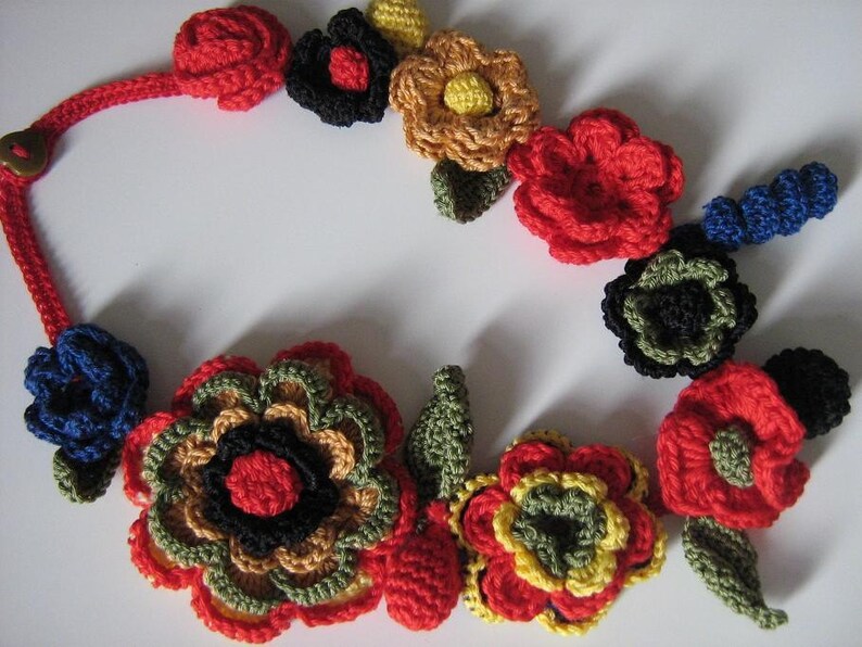 CROCHET JEWELRY MULTICOLOR image 3