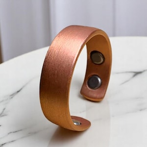 Verstellbarer Magnetring aus Kupfer: Roségold, Unisex-Design