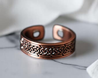 Anello magnetico in rame / Gioiello curativo regolabile / Nodo celtico / Sollievo dal dolore / Sollievo dall'artrite / Anello unico / Regalo per il settimo anniversario