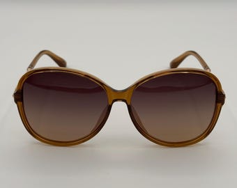 Oversized Gradient Brown Sunglasses | Retro Glam Butterfly Frame | UV Protection Fashion Shades | Vintage Style Women's Eyewear