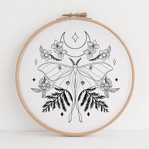 Luna Moth Hand Embroidery Pattern, Cute Witchy Beginner Friendly Pattern PDF, Easy DIY Hoop Art Embroidery Design Gift