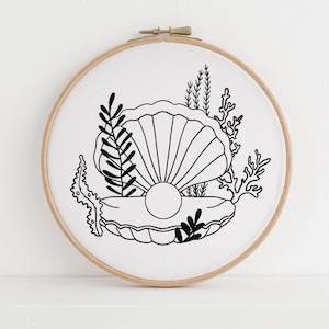 Sea Shell Pearl Hand Embroidery Pattern, Pearl Shell Embroidery Design, Beach Shell PDF Download, Easy DIY Hoop, Marine decor Gift