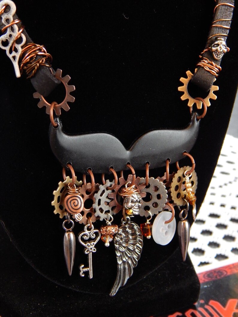 Mustache necklace gears, Steampunk mustache necklace Victorian steampunk necklace vintage jewelry Cosplay jewelry Steampunk necklace