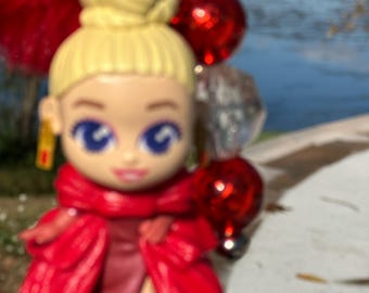 Llavero o amuleto de bolso con cuentas de Barbie