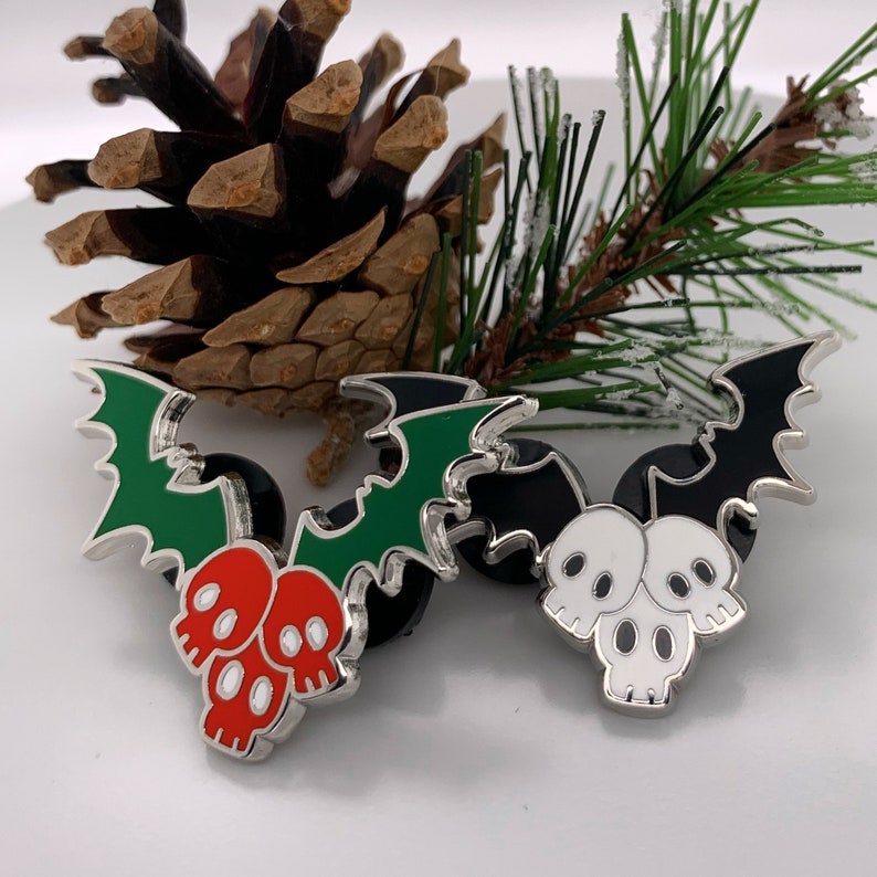 Holly and Ivy Skull and Bats Gothic Christmas Halloween Enamel image 3