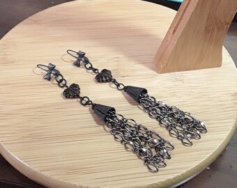 Long copper earrings, black and copper chain, copper czech leaf bead , bow ear hooks, rustic earrings