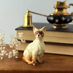 Vintage Siamese Cat Figurine | Hand Painted Porcelain | Mid Century Collectible | Cat Lover Gift | Shelf Decor