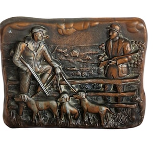 Vintage Scandinavian Hunting Wall Plaque – Bronze Metal Relief with Hunters & Dogs, 17cm Lodge Decor