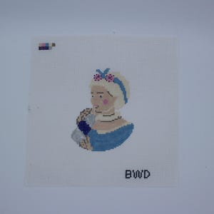 Op de afbeelding: Een rustiek houten bord met de tekst "Welcome to our home" in witte letters. Het bord heeft een verweerde afwerking en een eenvoudig, uitnodigend ontwerp, perfect voor een veranda of entree.