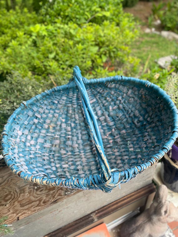 Vintage Woven Gathering Basket French Country Cottage Primitive