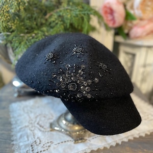 vintage Nine West Black Newsboy Hat beads sequins French Girl beret