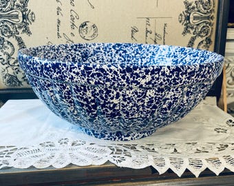 Cuenco de gres Haegar vintage azul con motas blancas y efecto esponjado, de 30 cm (12 pulgadas), fabricado en EE. UU.