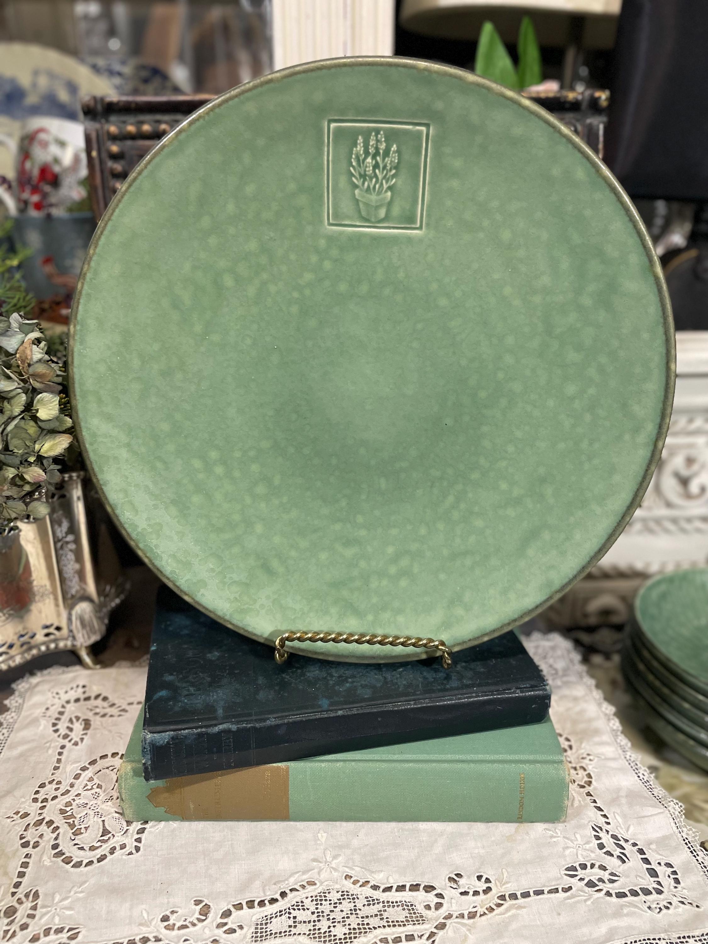 Pfaltzgraff Green Ceramic Naturewood Serenity Dragonfly Plate