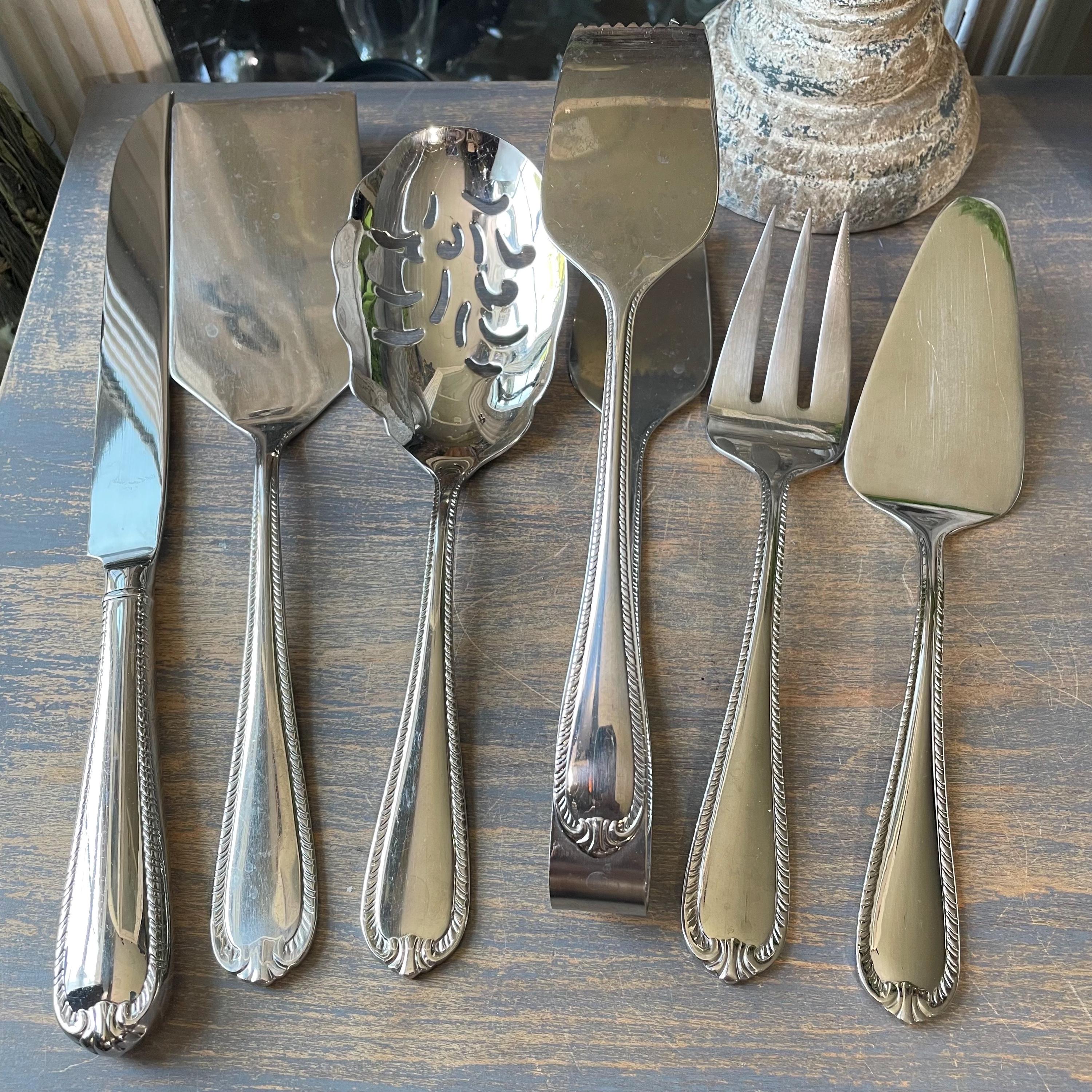 Reed & Barton Domain Stainless Silver Roped Edge Flatware Serving