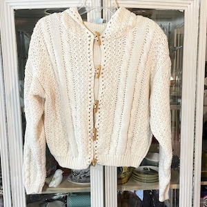 Jamie Scott cream handknit cardigan sweater wood buttons M Vintage