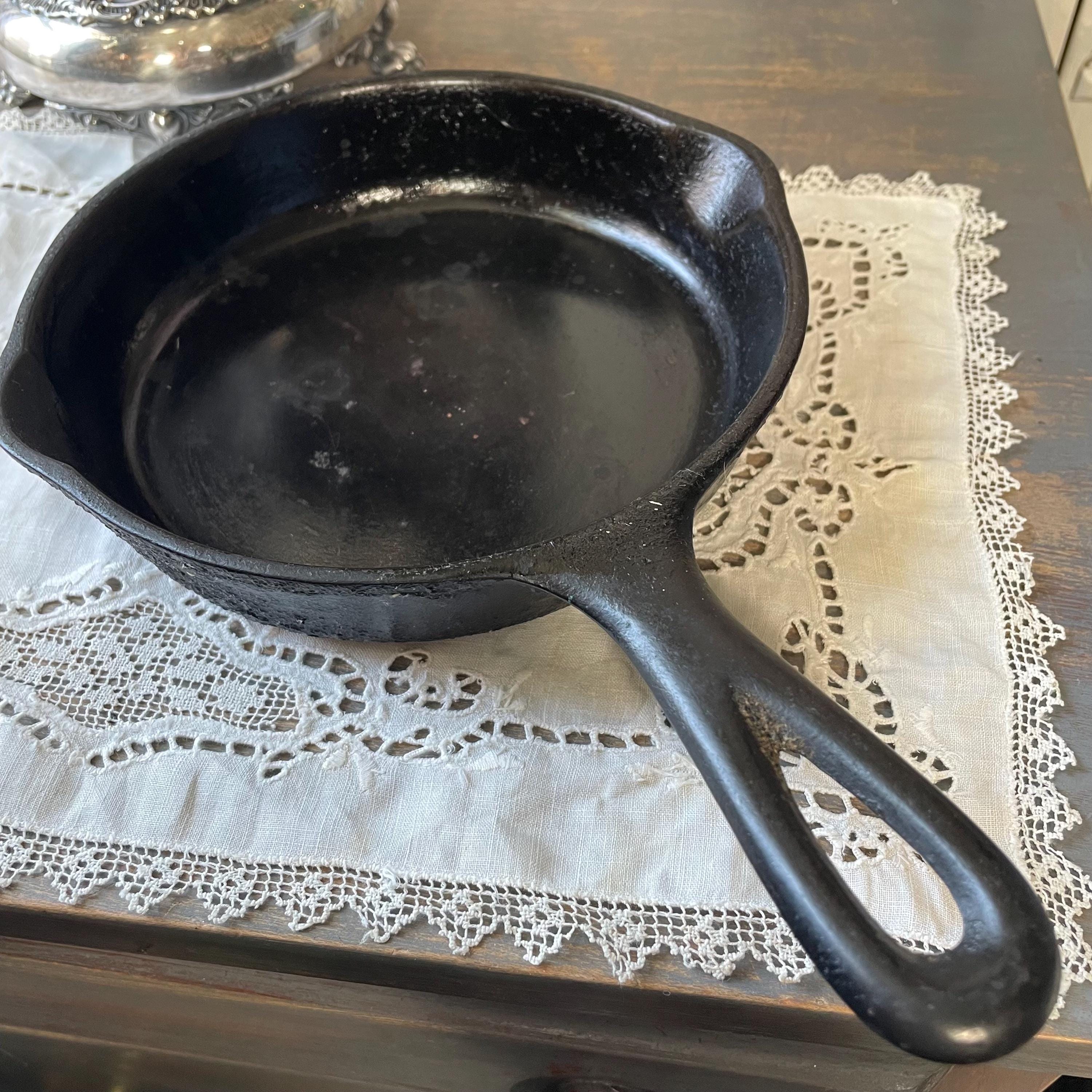 Vintage Wagner Cast Iron Skillet - Etsy