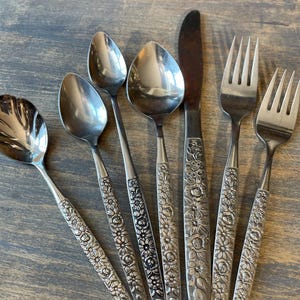 Oneida Malibu Blumen Edelstahl Besteck Ersatz Gabel Löffel Messer