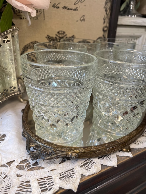 Anchor Hocking Wexford Clear Faceted Diamond Starburst Pedestal