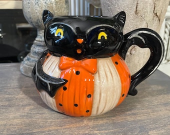 Johanna Parker bat ceramic mug vintage Halloween new