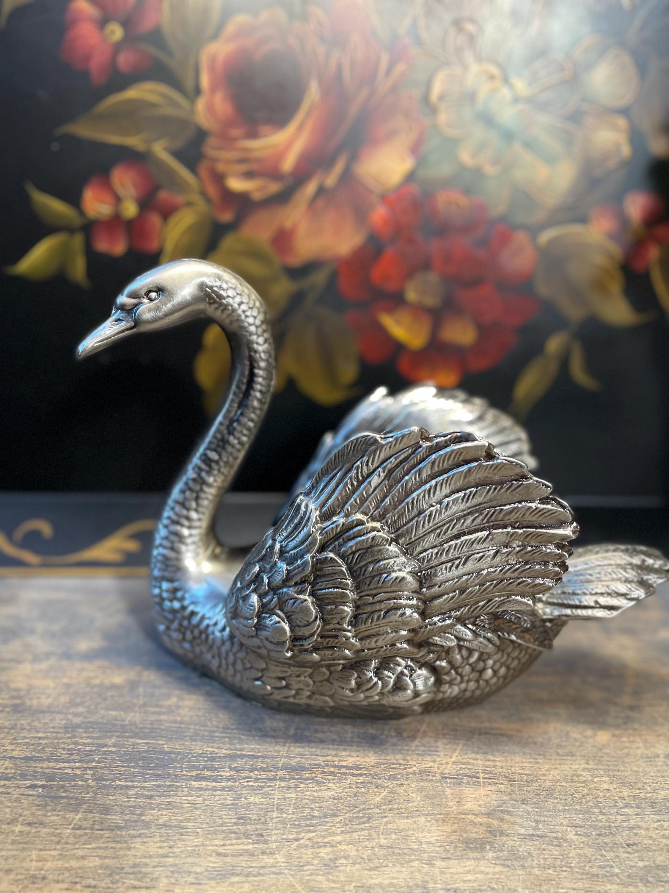 PM Craftsman Silver Metal Swan Decor Towel Holder - Etsy PM Craftsman Silver Metal Swan Decor Towel Holder - Etsy