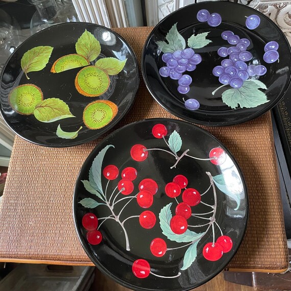 Lillian Vernon Black Ceramic Lunch Plates Cherries Grapes Kiwi