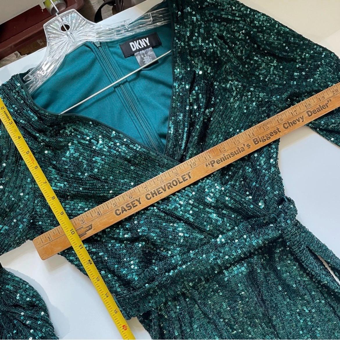 dkny green sequin dress Emerald Sequined Evening Wear Nwt Women's 10 emmahopkins5979