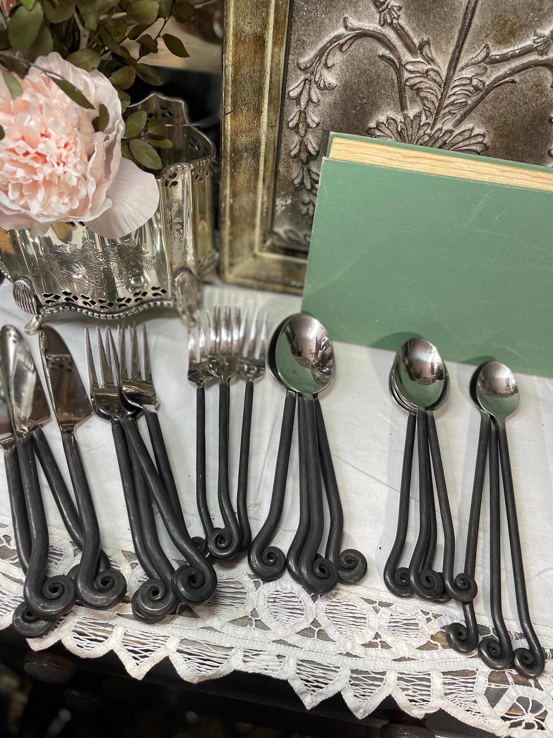Gourmet Settings 18/20 Treble Clef Flatware Replacements Knife