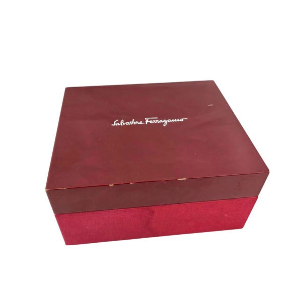 Salvatore Ferragamo Burgundy Red Empty Presentation Watch  display picture 1