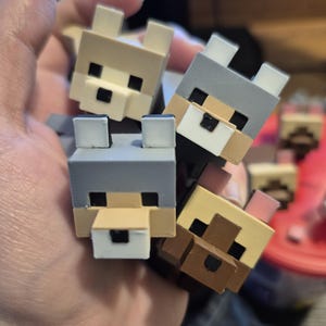 May include: A rustic wooden sign with the text "Welcome to our home" in a handwritten style. The sign is rectangular, with a distressed finish, and features a simple, inviting design. It's suitable for indoor or outdoor use.