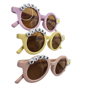 Custom Daisy Kids Sunglasses: Personalized Name, UV Lenses