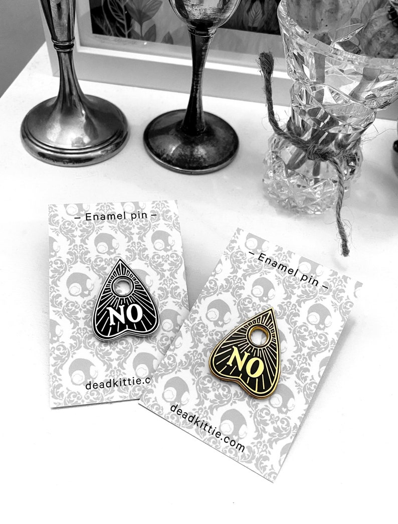 Ouija Planchette NO enamel pin zdjęcie 1