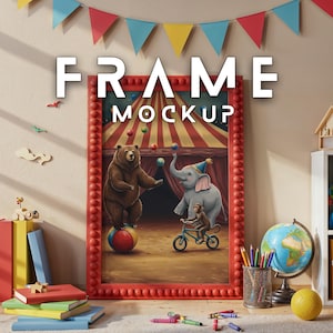 Könnte beinhalten: Ein gerahmtes Kunstwerk zum Thema Zirkus mit einem roten, perlenbesetzten Rahmen. Das Kunstwerk zeigt einen Bären, der auf einem Ball balanciert, einen Elefanten, der jongliert, und einen Affen, der Fahrrad fährt. Die Worte "FRAME MOCKUP" sind in weißen Buchstaben dargestellt.