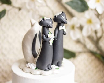 Skunk Wedding Cake Topper - Skunk Sculpture by Bonjour Poupette