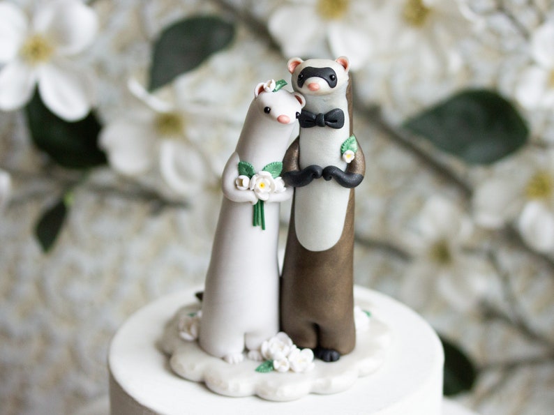 Ferret Wedding Cake Topper image 2