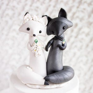 Fox Wedding Cake Topper - Silver Fox and Arctic Fox