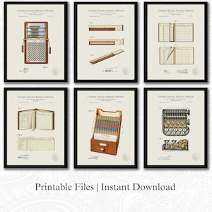 Può includere: Un set di sei stampe incorniciate dell'Ufficio Brevetti degli Stati Uniti con illustrazioni tecniche di attrezzature per ufficio d'epoca, tra cui una calcolatrice, un regolo calcolatore, un registro, uno schedario e una addizionatrice.