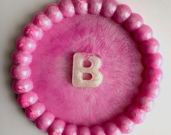 Bandeja de joias personalizada feita à mão em resina epóxi.