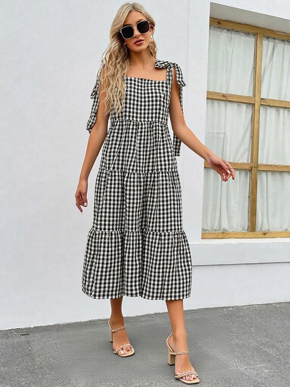 Sleeveless Gingham Midi Dress With Bows_black and White Checkered