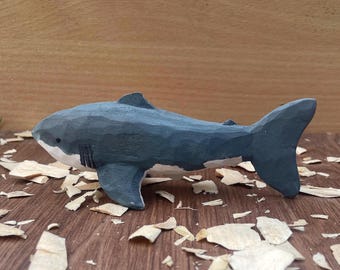 木でできた動くサメ - Etsy 日本